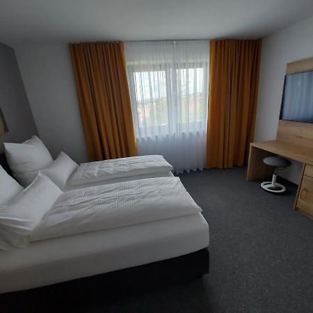 Ferienwohnung Nikolena Pirmasens Kültér fotó